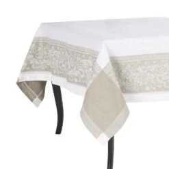 Versailles 71" X 124" Tablecloth - White And Beige