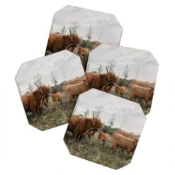 Chelsea Victoria Highland Cows In The Meadow Coasters Set Of 4